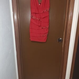 Elegant Red Sleeveless Dress